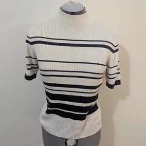 Worthington Black and White Ribbed Fitted Tee